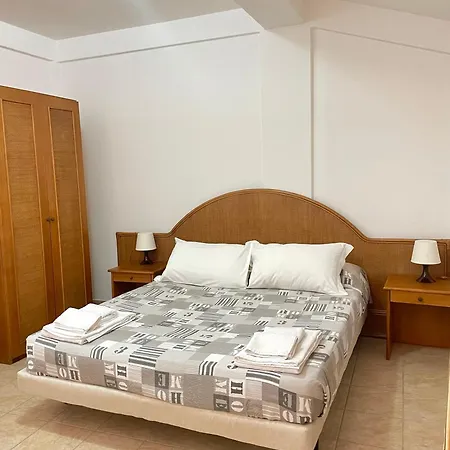 Otel Riviera Village Family Butera